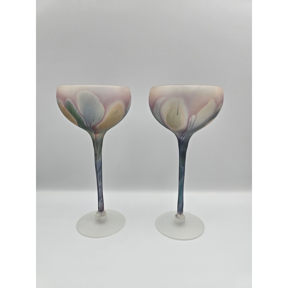 Floral Design Wine Glasses Set of 2 Rueven collection by Nouveau Art
Frosted - Picture 1 of 7